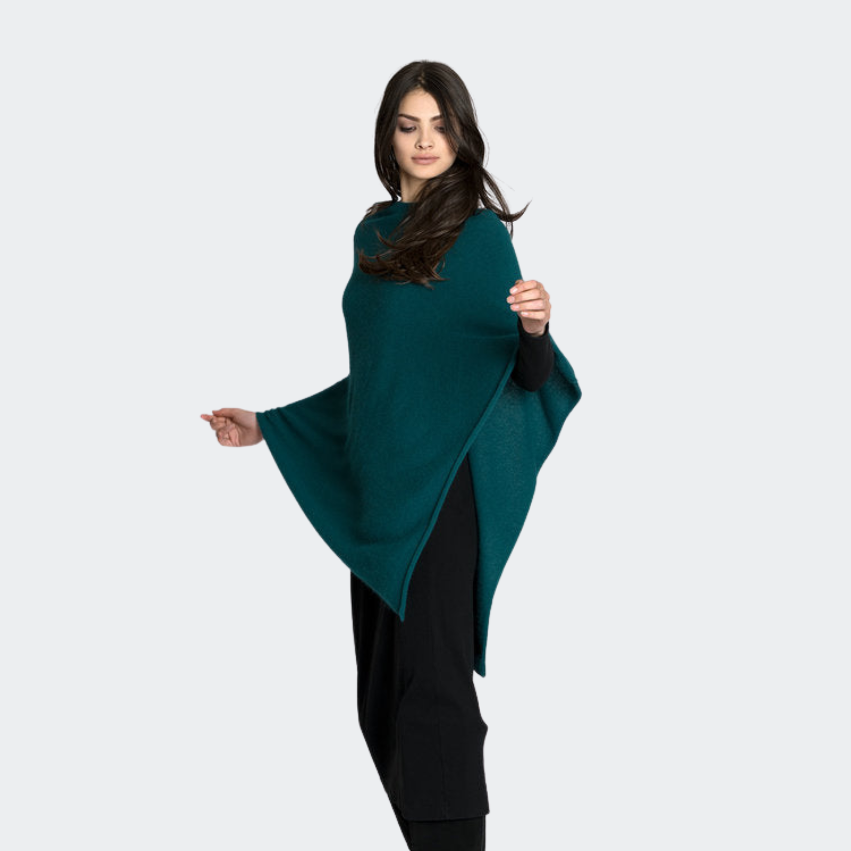 Short Cashmere Poncho - Boxy Fit